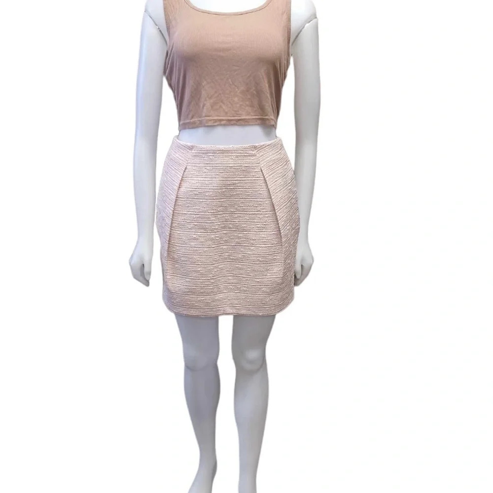 Mossimo Dutti Shimmery Blush Tweed  Mini Skirt Size 8